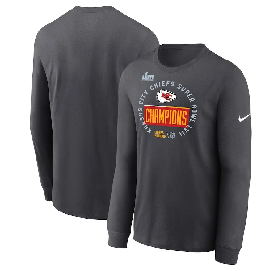 Men's Kansas City Chiefs Nike Anthracite Super Bowl LVII Champions Locker Room Trophy Collection Long Sleeve T-Shirt 4 Men's Kansas City Chiefs Nike Anthracite Super Bowl LVII Champions Locker Room Trophy Collection Long Sleeve T-Shirt – Bild 2